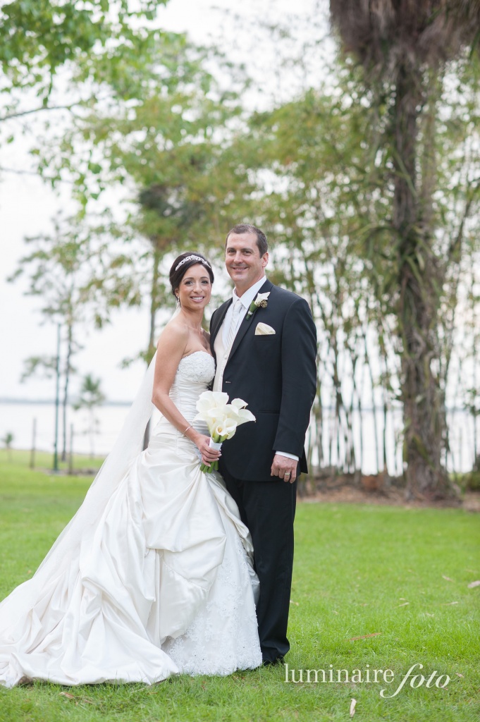 white calla lily bouquet wedding